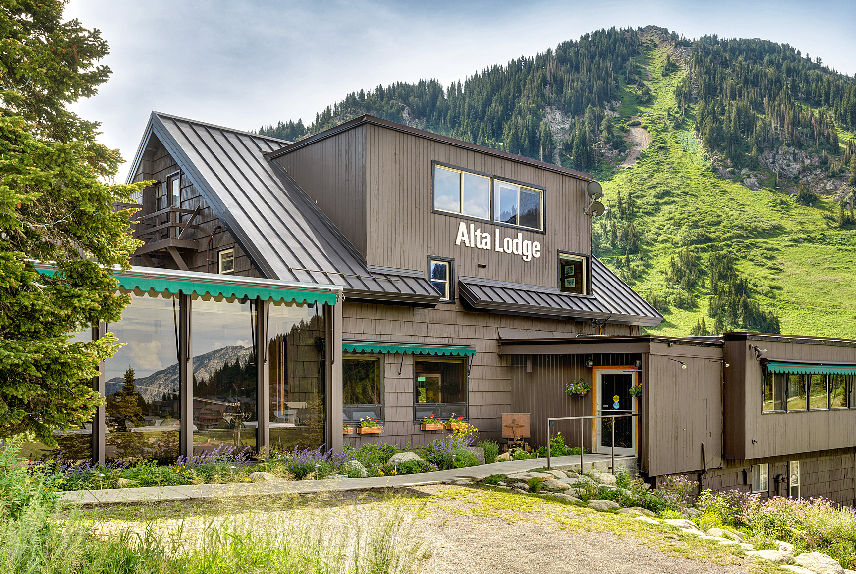 Writers at Work Coming to Alta Lodge